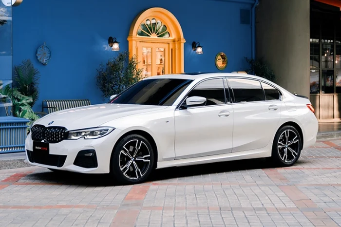 BMW 3 Series 330Li